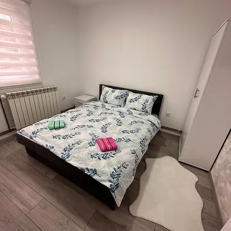 Alea Apartment Pale