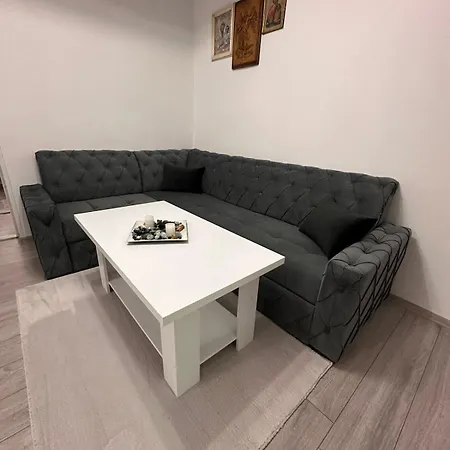 Alea Apartment *
